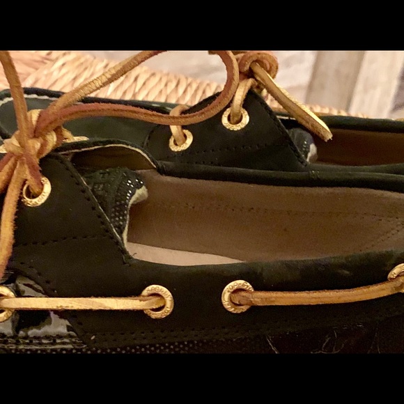 Authentic Sperry Leather Topsiders. Navy size 8 - Picture 2 of 7